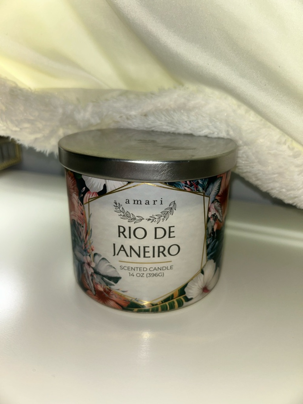 Rio de Janeiro Scented Candle - White Floral
